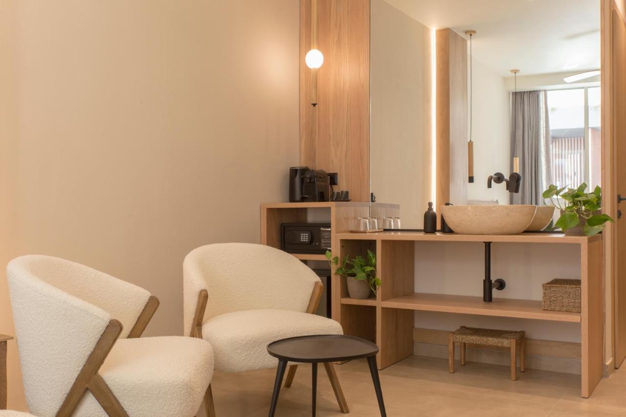 Living Stone Condo Hotel เอเธนส์ ภายนอก รูปภาพ