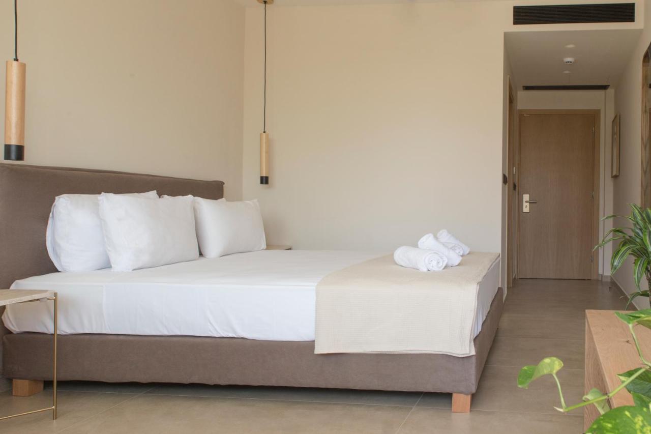 Living Stone Condo Hotel เอเธนส์ ภายนอก รูปภาพ
