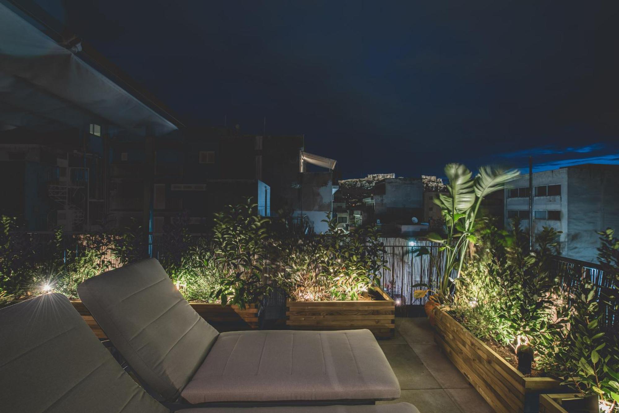 Living Stone Condo Hotel เอเธนส์ ภายนอก รูปภาพ