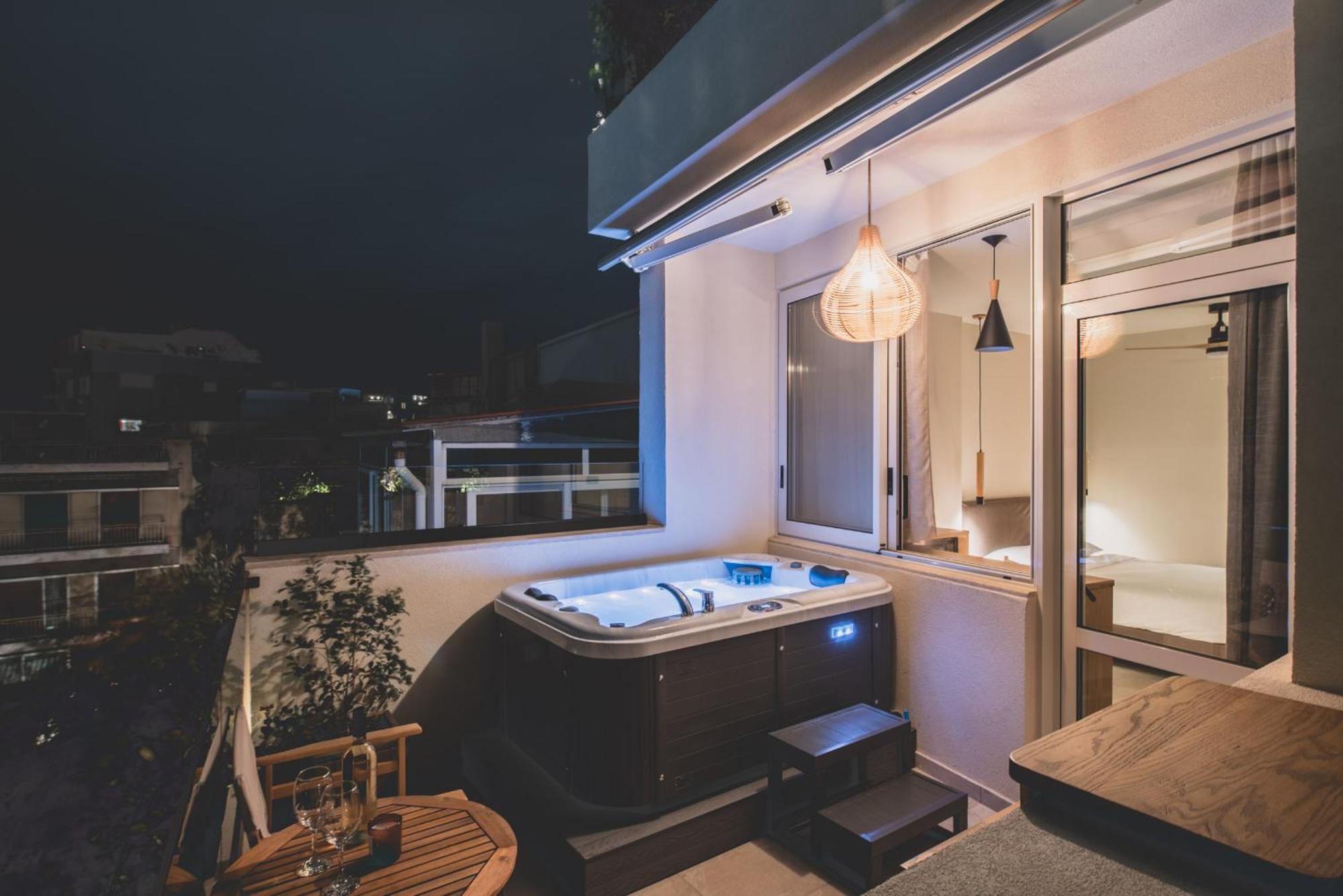 Living Stone Condo Hotel เอเธนส์ ภายนอก รูปภาพ