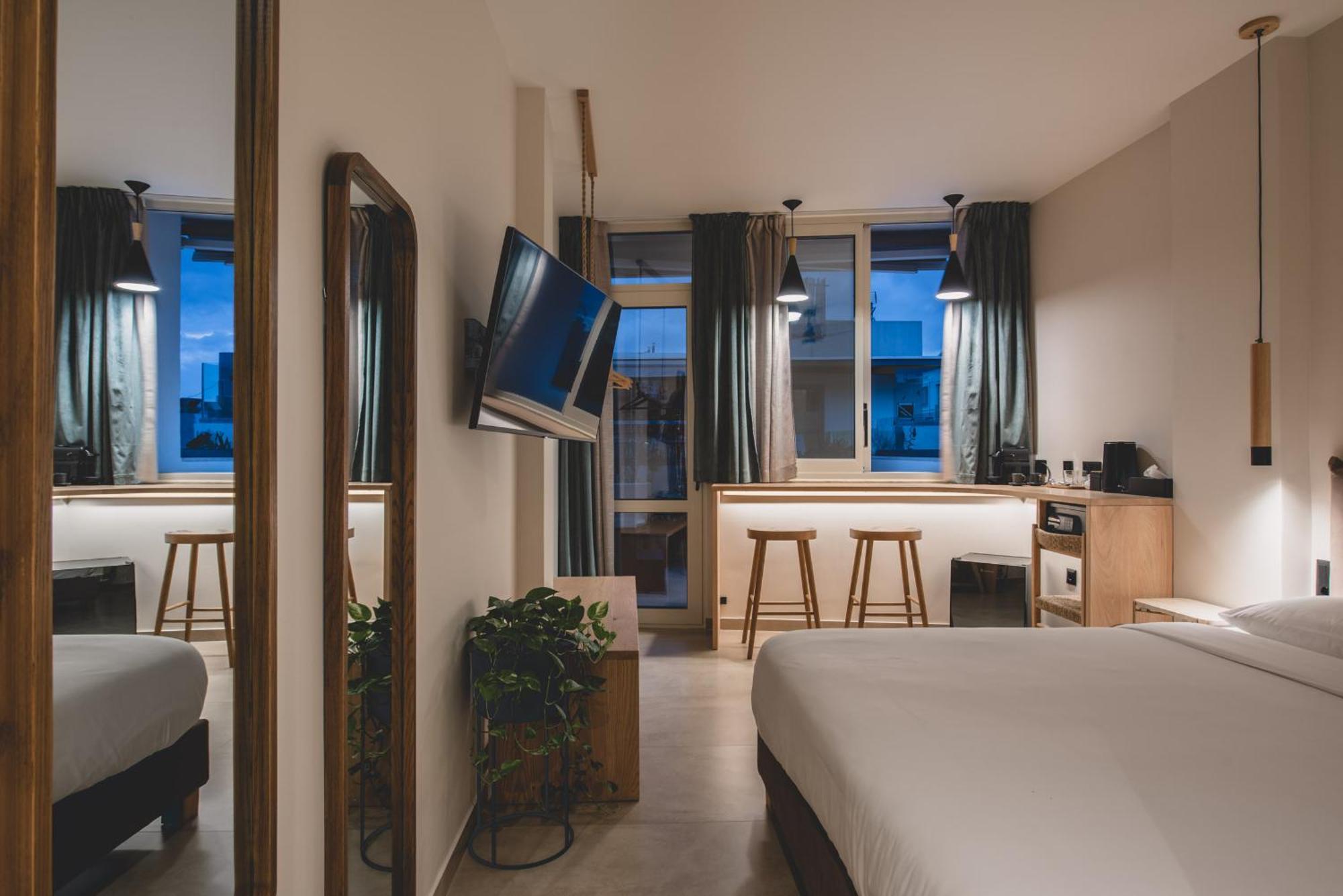 Living Stone Condo Hotel เอเธนส์ ภายนอก รูปภาพ