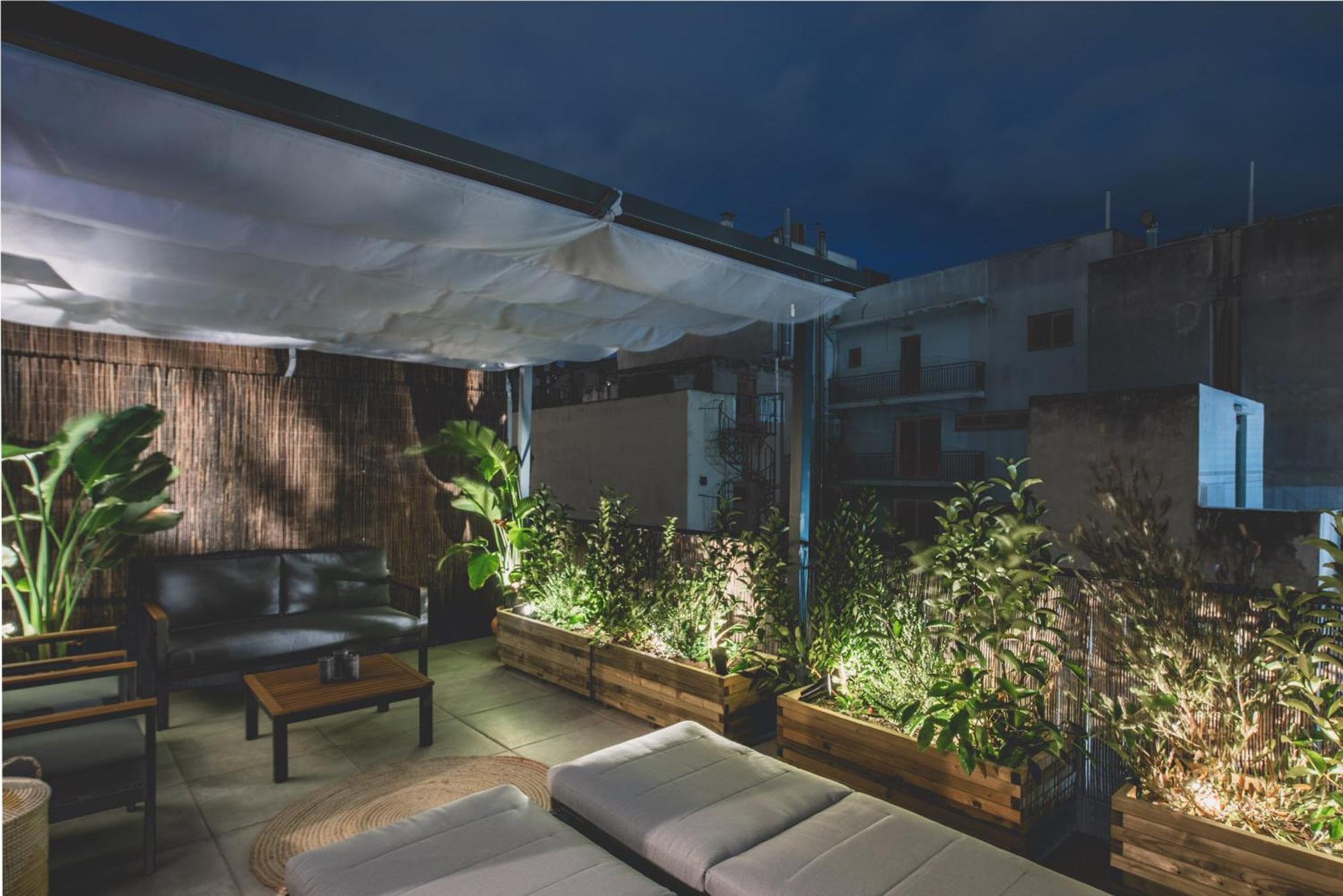 Living Stone Condo Hotel เอเธนส์ ภายนอก รูปภาพ