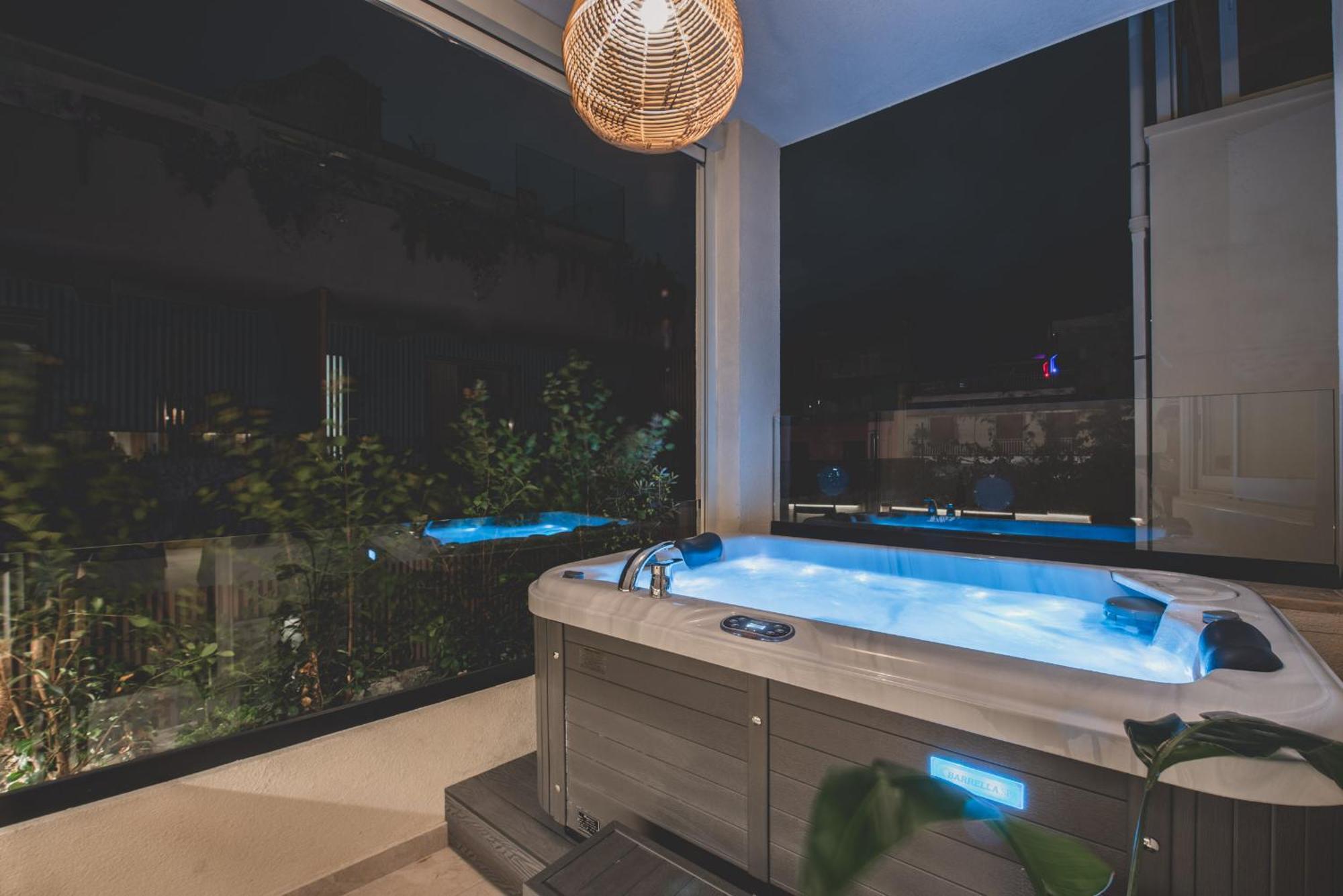 Living Stone Condo Hotel เอเธนส์ ภายนอก รูปภาพ