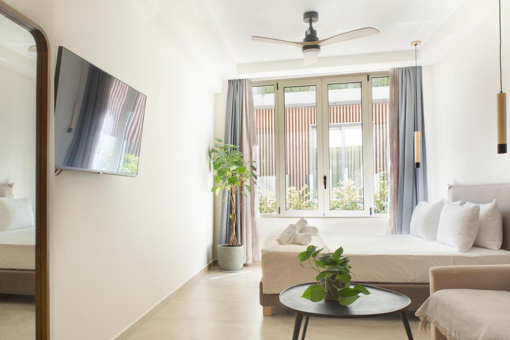 Living Stone Condo Hotel เอเธนส์ ภายนอก รูปภาพ